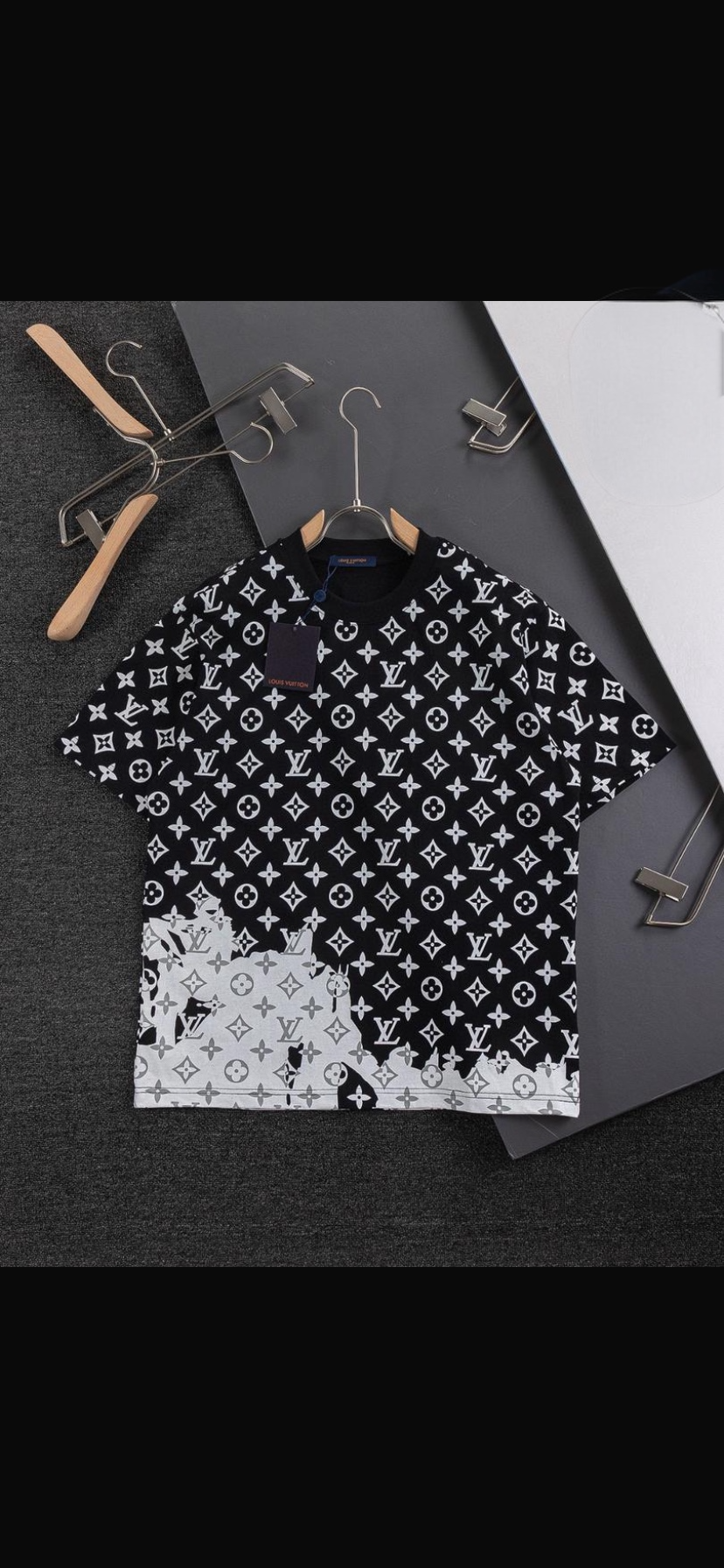 Lv tshirt