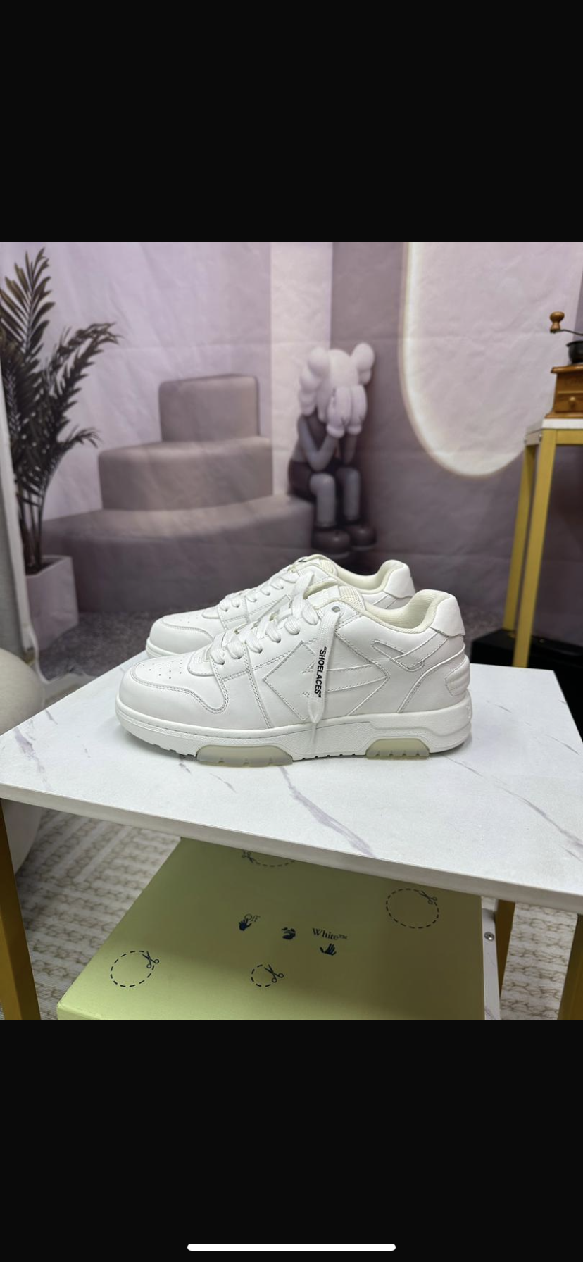 OFF WHITE OOO