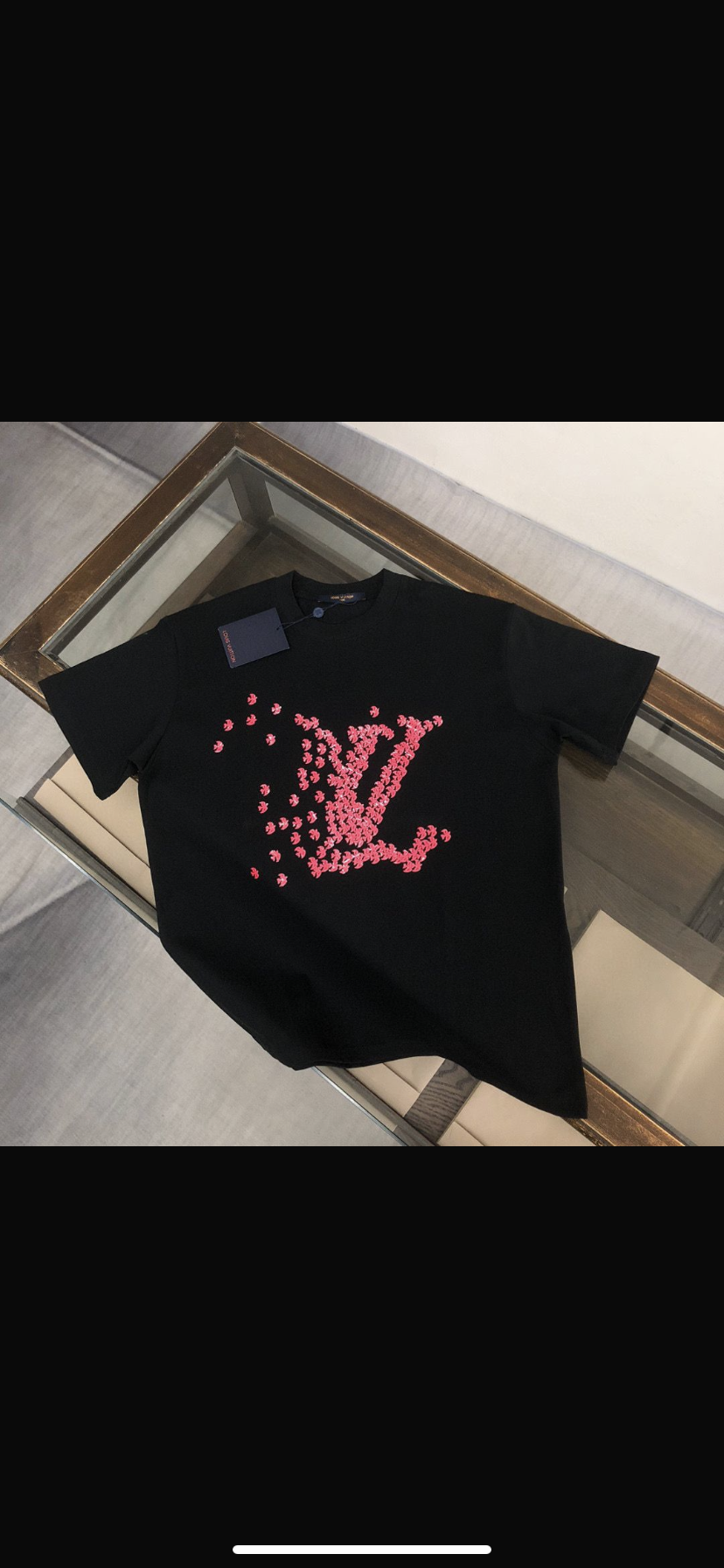 Lv tshirt