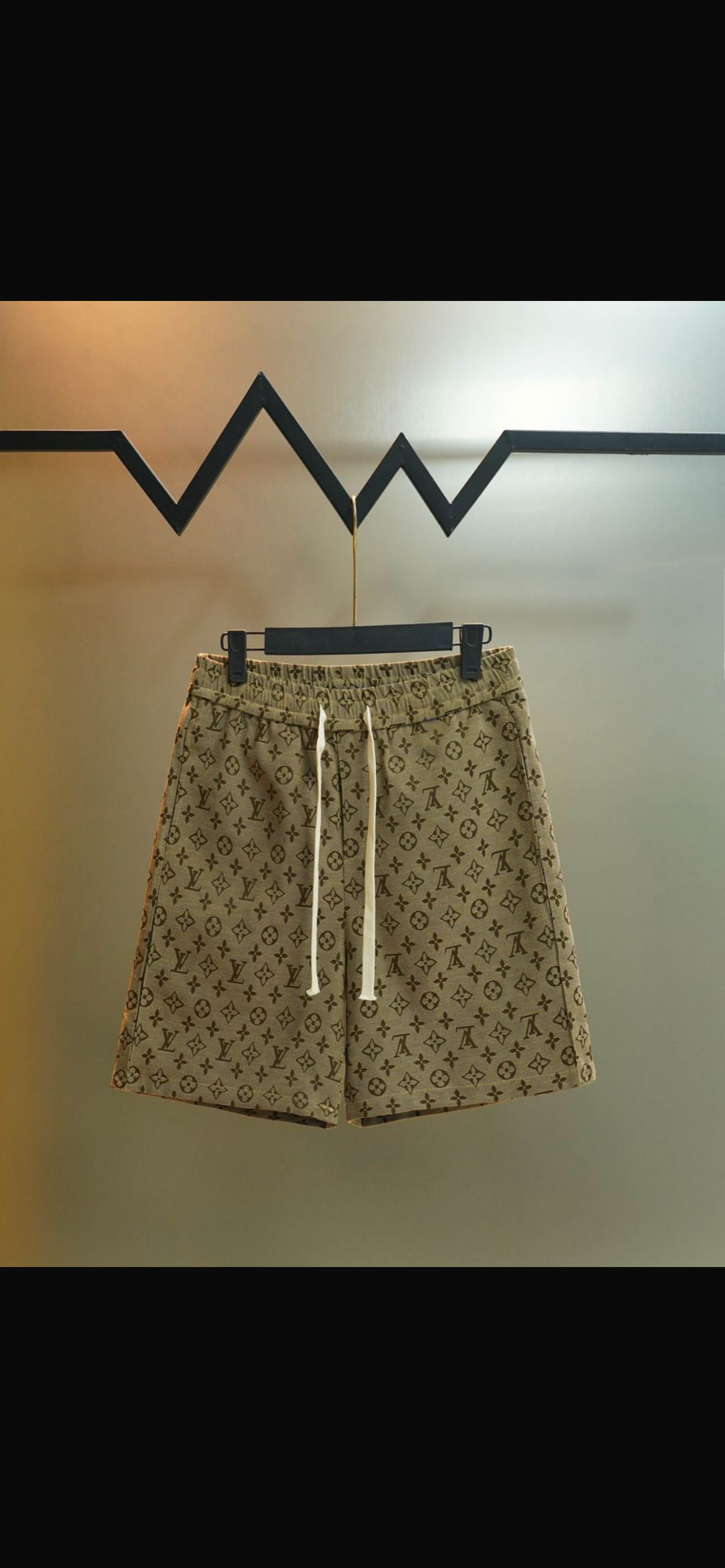 Lv shorts 1