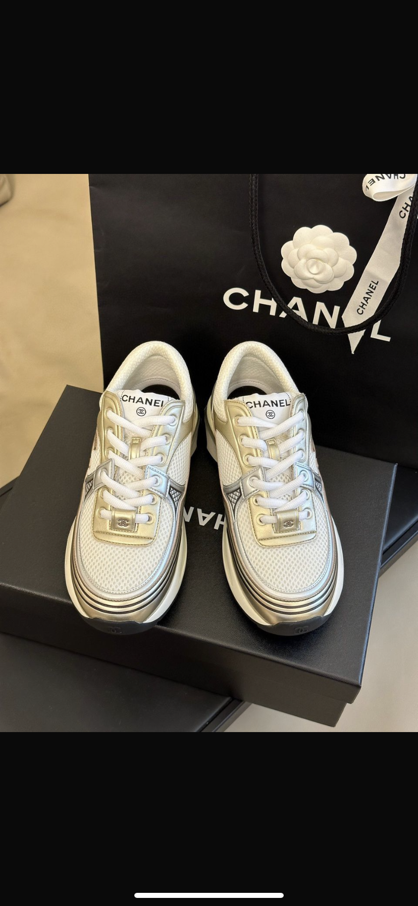 Chanel runner women