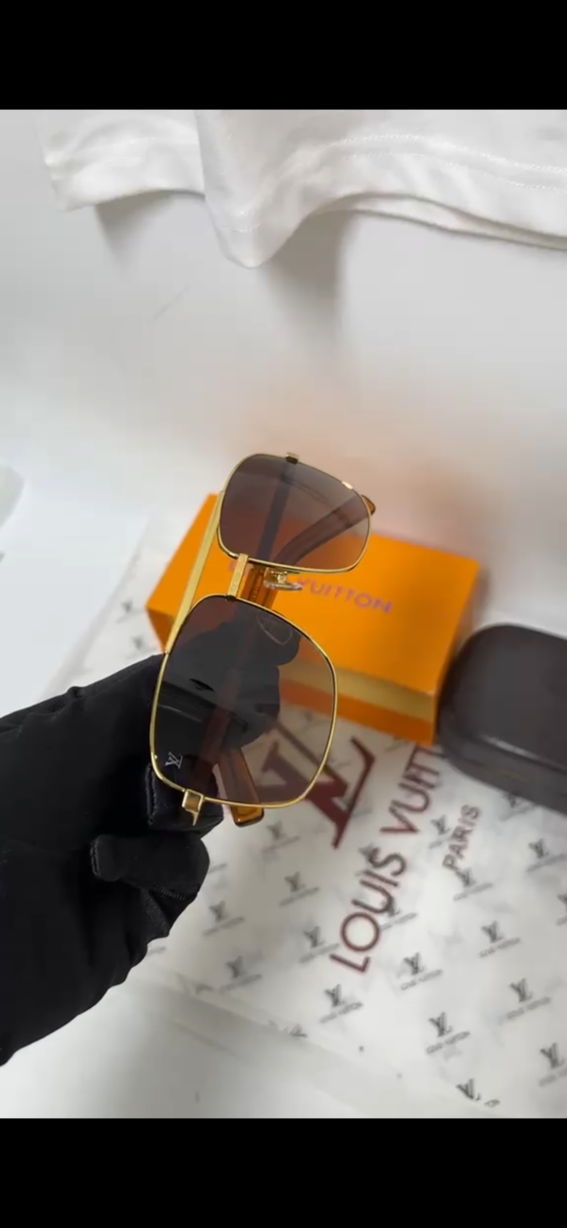 Lv glasses